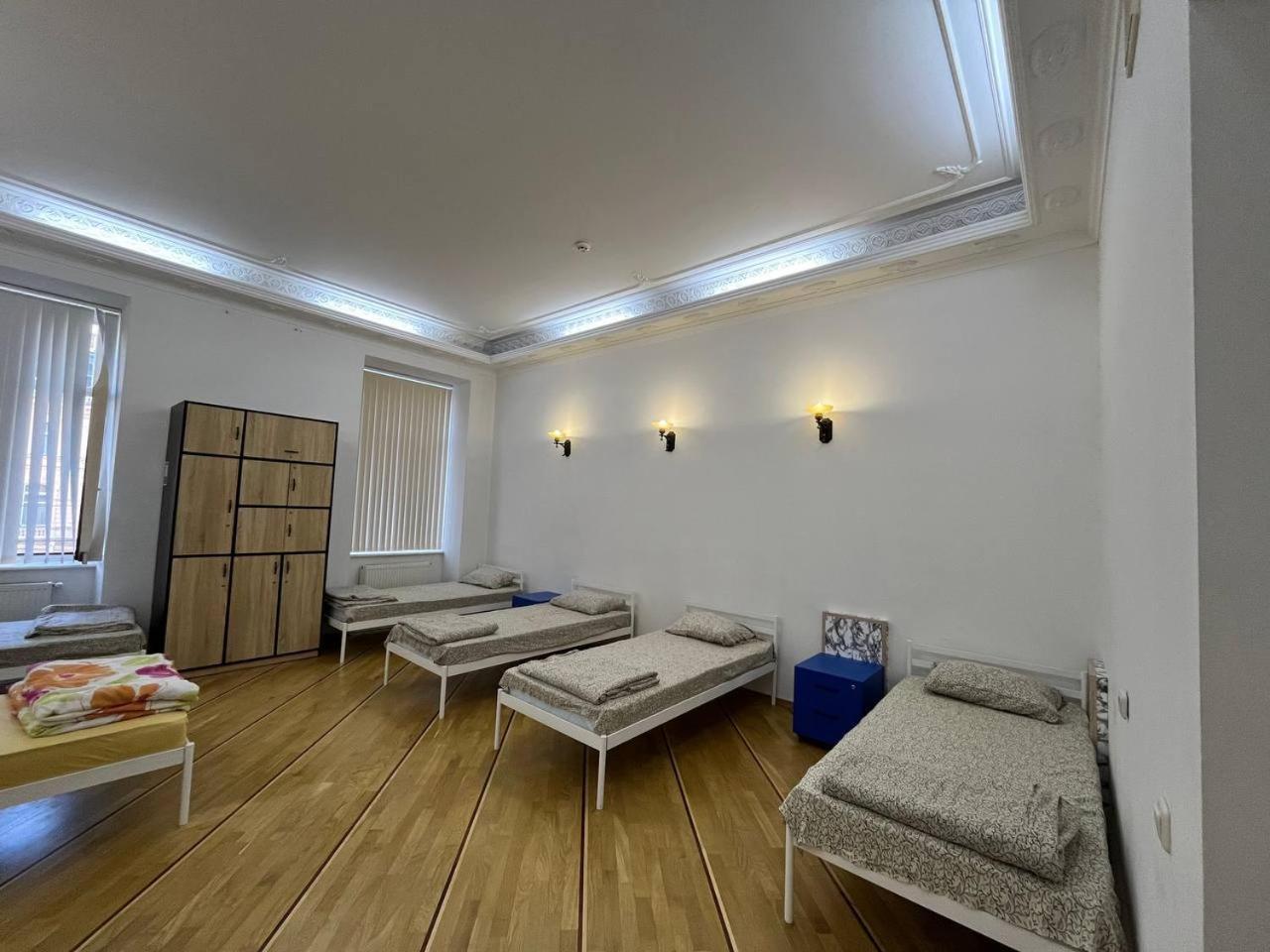 Центрум Апартаментс Liov Exterior foto